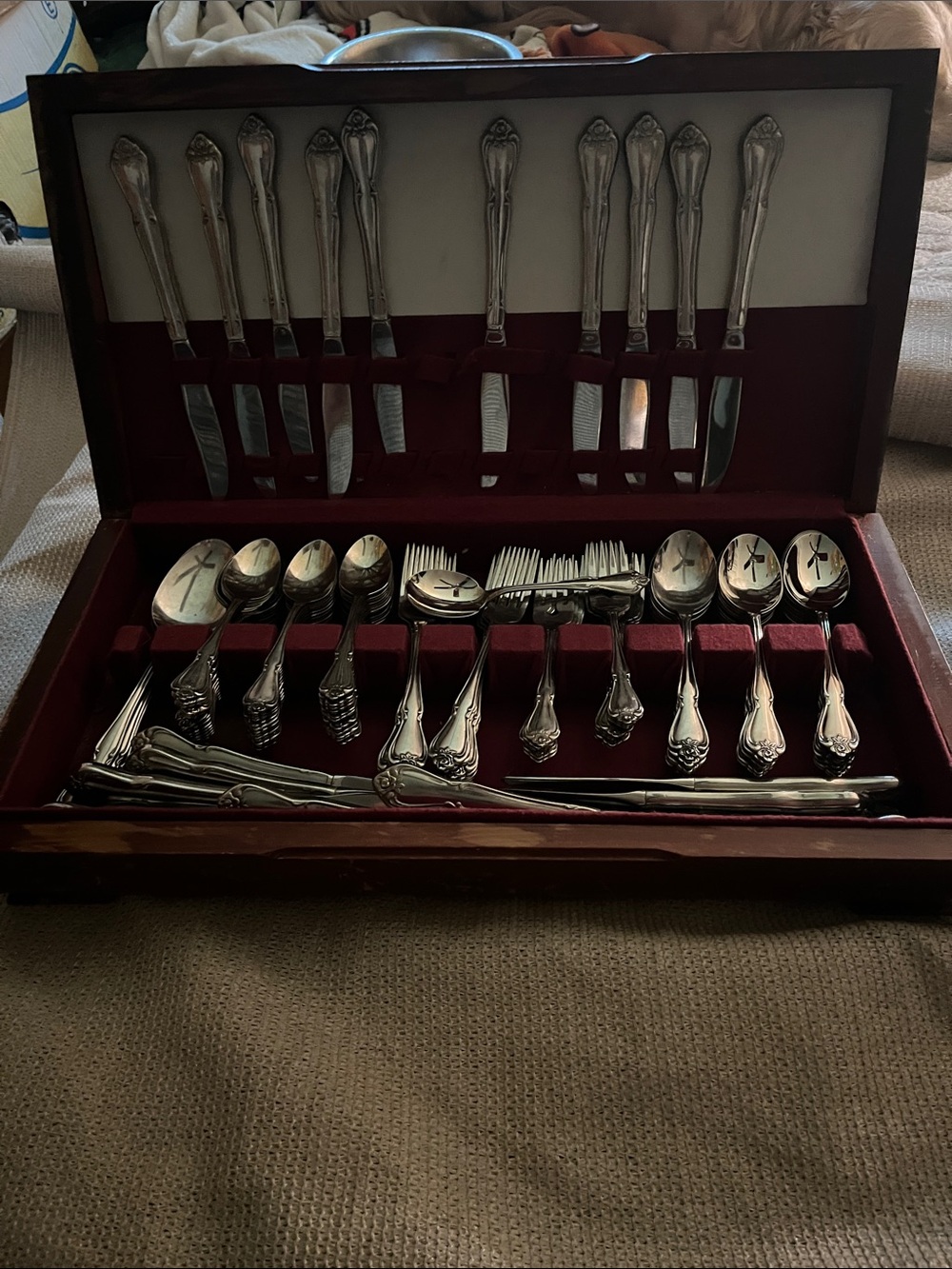 Classic Silver-Tone Flatware Set - 52-Piece, Elegant Silver Finish Oneida K